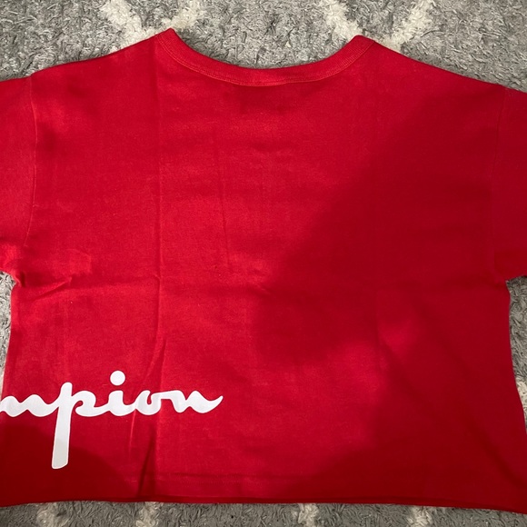 Red Champion Cropped T-shirt - Picture 4 of 6